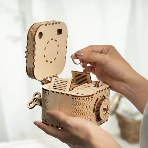 CPC Certificated Robotime Gift Sets LK502 Vintage Treasure Box 3D Wooden