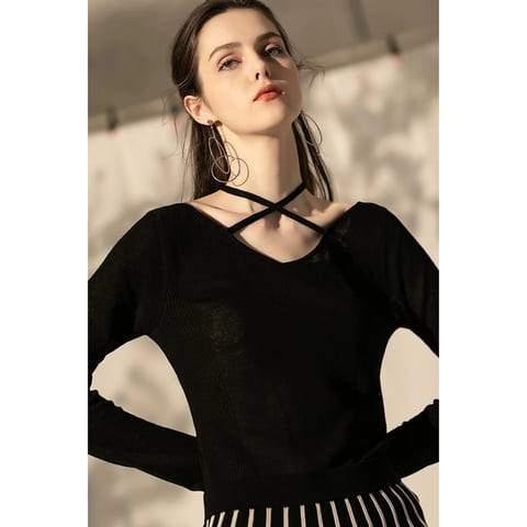 TD Fangyan Women's Black Perrine Knit Sweaters