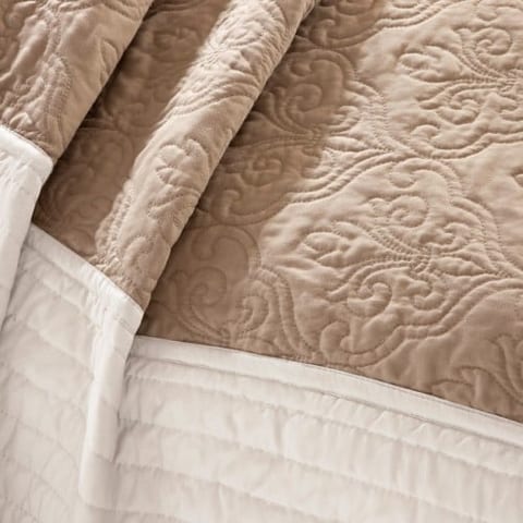 7 Piece Quilt Set With Euro Shams And Throw Pillows Beige King Cal King
