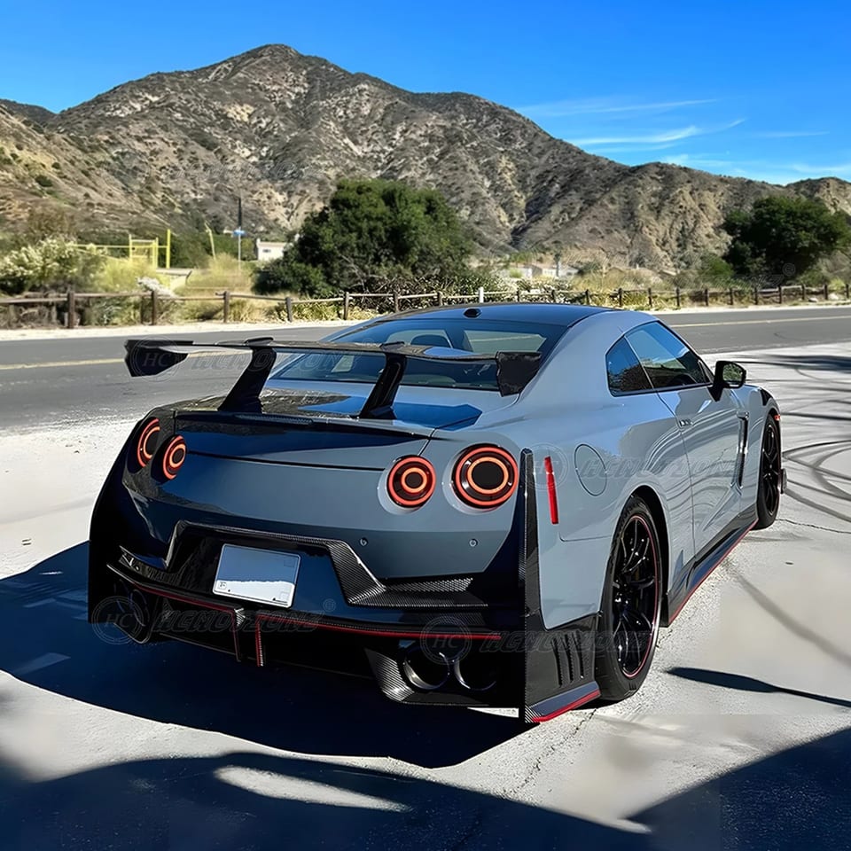 HCMOTIONZ LED Tail Lights for Nissan GT-R2007-2017 GTR R35 DRL Start up, product photo