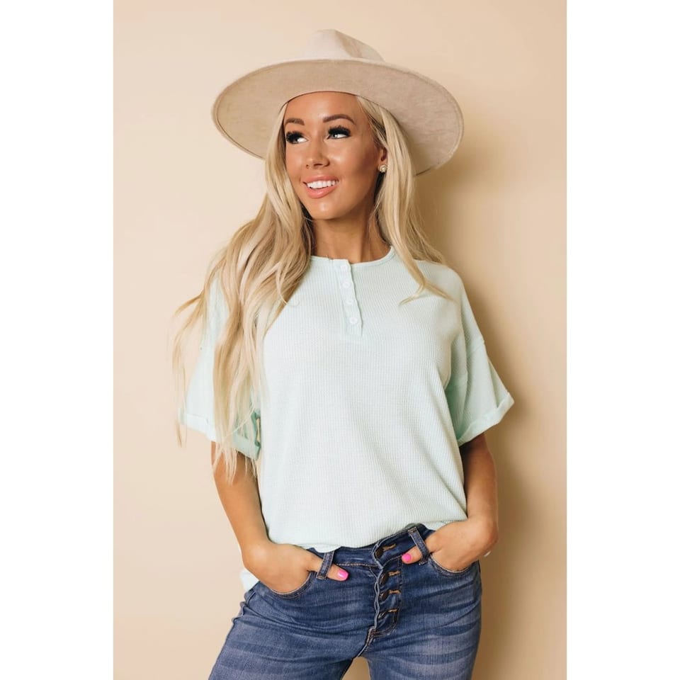 TD Kirby Thermal Knit Top Breathable Solid Pattern Casual Top for Spring and, product photo