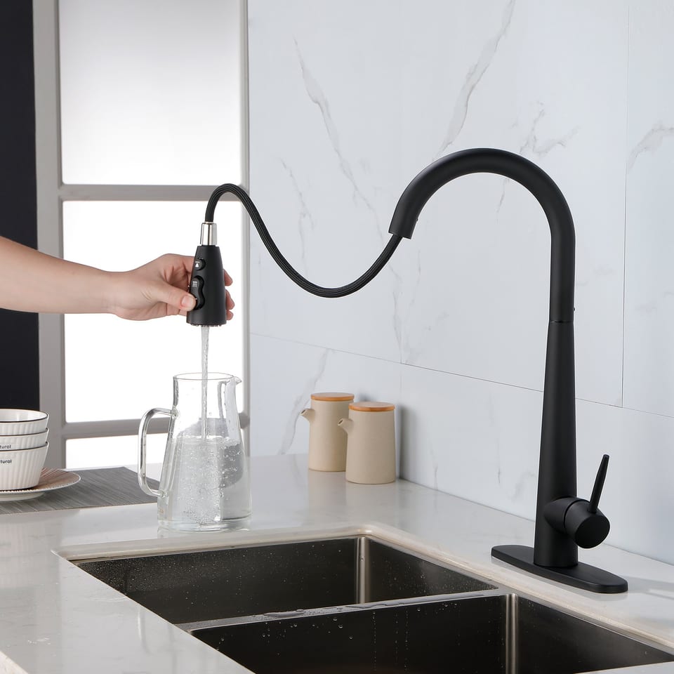 Kitchen Faucet With Pull-down Spray, product photo