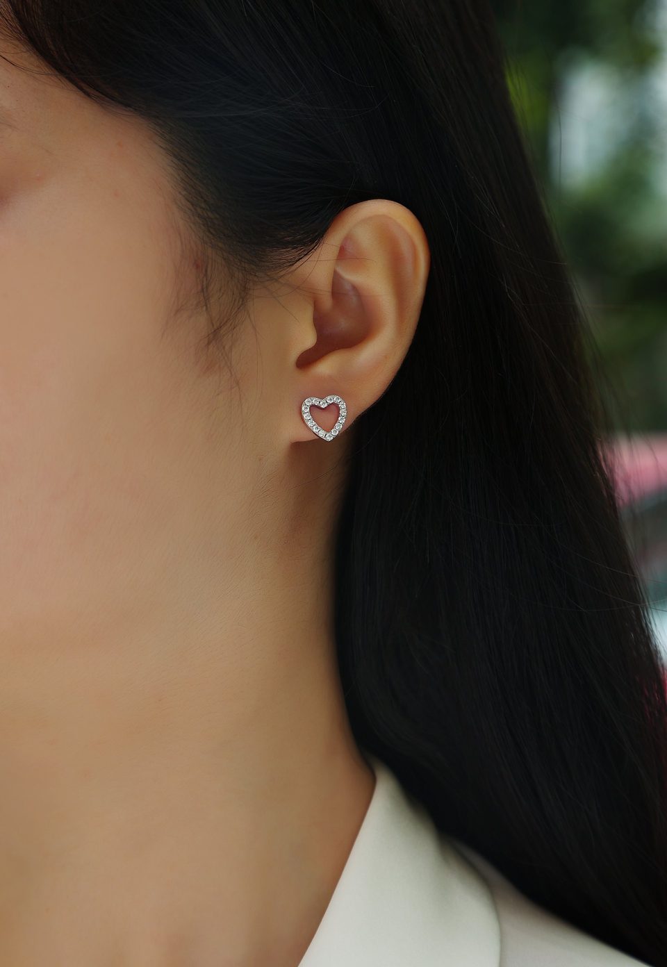 1From The Heart - Fashionable, Trendy And Affordable Jewelry With Moissanite, product photo